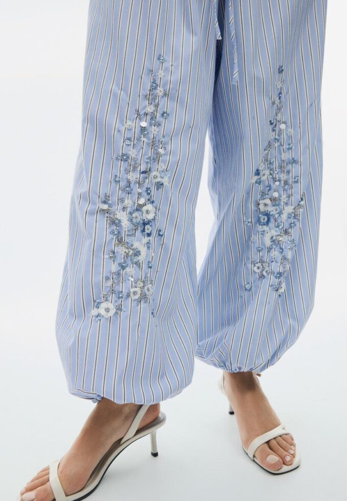 Pantaloni balon brodați
