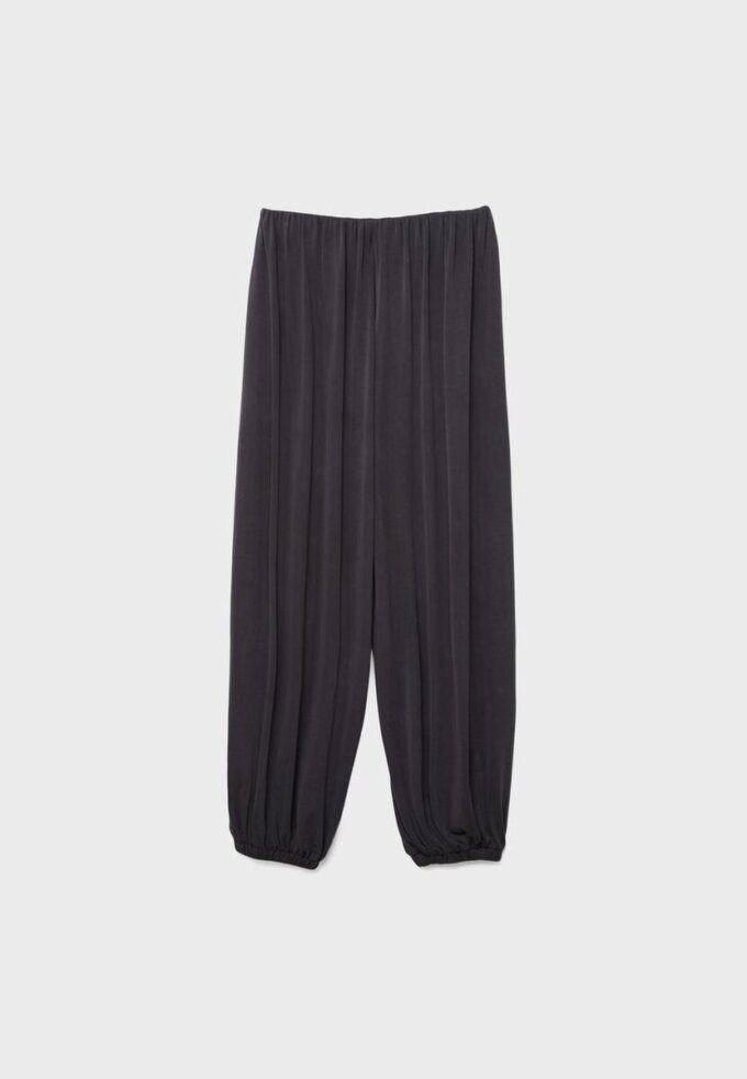 Pantaloni balon fluizi Soft-Touch, cu textură moale Pantaloni balon fluizi Soft-Touch, cu textură moale
