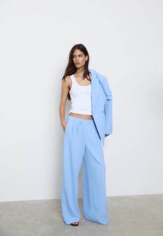 Pantaloni casual eleganți cu dungi și talie încrucișată