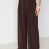 Pantaloni casual eleganți cu dungi și talie încrucișată