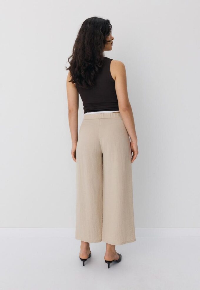 Pantaloni culottes rustici Pantaloni culottes rustici