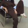 Pantaloni din tricot cu detalii de cusături Pantaloni din tricot cu detalii de cusături