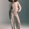 Pantaloni din tricot cu detalii de cusături Pantaloni din tricot cu detalii de cusături