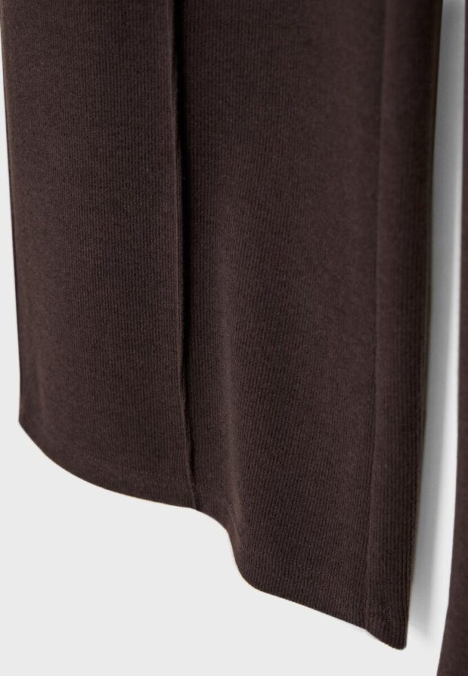 Pantaloni din tricot cu detalii de cusături Pantaloni din tricot cu detalii de cusături
