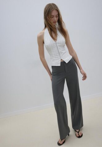 Pantaloni drepți cu croială slim