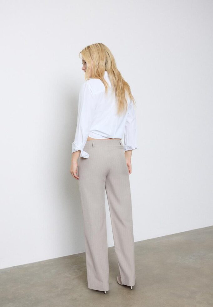 Pantaloni drepți cu croială slim Pantaloni drepți cu croială slim