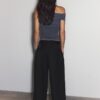 Pantaloni eleganți cu croi drept și pense Pantaloni eleganți cu croi drept și pense