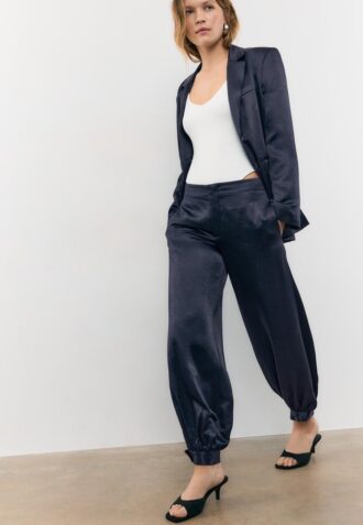 Pantaloni eleganți din satin cu croi balon