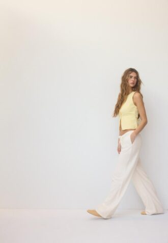Pantaloni fluizi cu efect de in