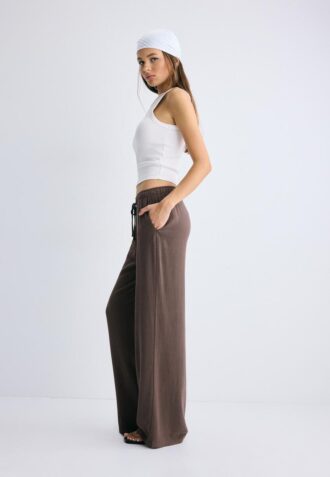 Pantaloni fluizi cu efect de in