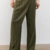 Pantaloni fluizi cu înfășurare Pantaloni fluizi cu înfășurare