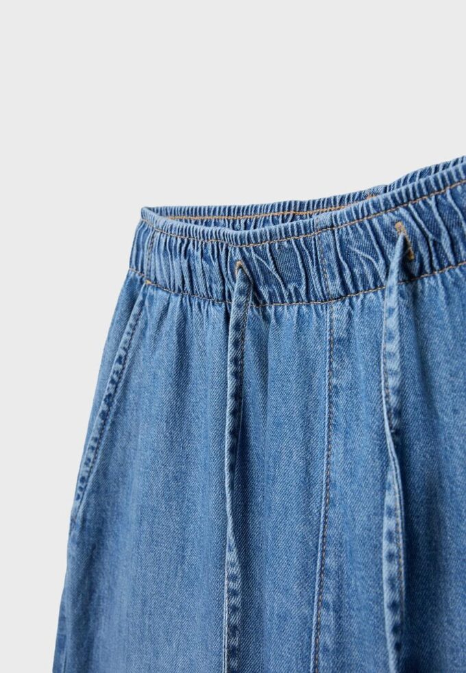 Pantaloni fluizi din denim cu șnur