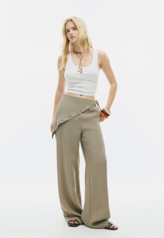 Pantaloni fluturând tip eșarfă