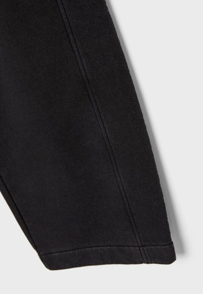 Pantaloni jogger din fleece cu spălare acidă și textură Soft-Touch Pantaloni jogger din fleece cu spălare acidă și textură Soft-Touch