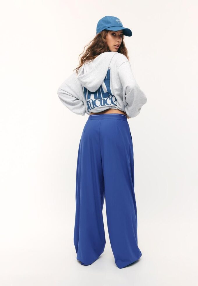 Pantaloni jogger palazzo cu talie elastică și textură Soft-Touch la atingere Pantaloni jogger palazzo cu talie elastică și textură Soft-Touch la atingere