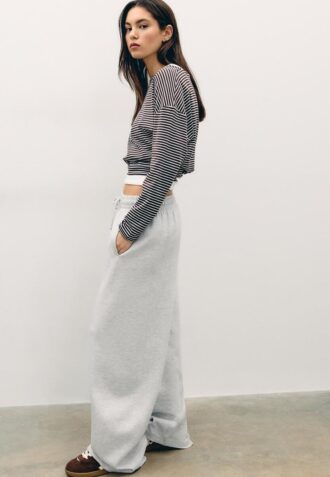 Pantaloni jogger super largi