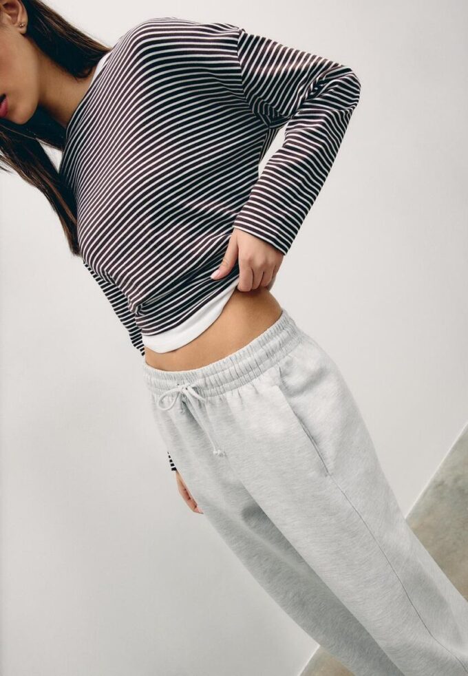 Pantaloni jogger super largi Pantaloni jogger super largi