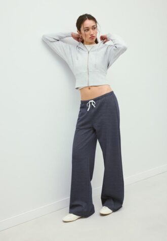 Pantaloni jogger Wide Leg, con dungi Pantaloni jogger Wide Leg, con dungi