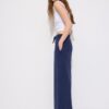 Pantaloni jogger Wide Leg, cu textură Soft-Touch la atingere și detaliu de cusătură în față Pantaloni jogger Wide Leg, cu textură Soft-Touch la atingere și detaliu de cusătură în față