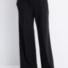 Pantaloni jogger Wide Leg, cu textură Soft-Touch la atingere și detaliu de cusătură în față Pantaloni jogger Wide Leg, cu textură Soft-Touch la atingere și detaliu de cusătură în față