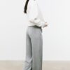 Pantaloni jogger Wide Leg, cu textură Soft-Touch la atingere și detaliu de cusătură în față Pantaloni jogger Wide Leg, cu textură Soft-Touch la atingere și detaliu de cusătură în față