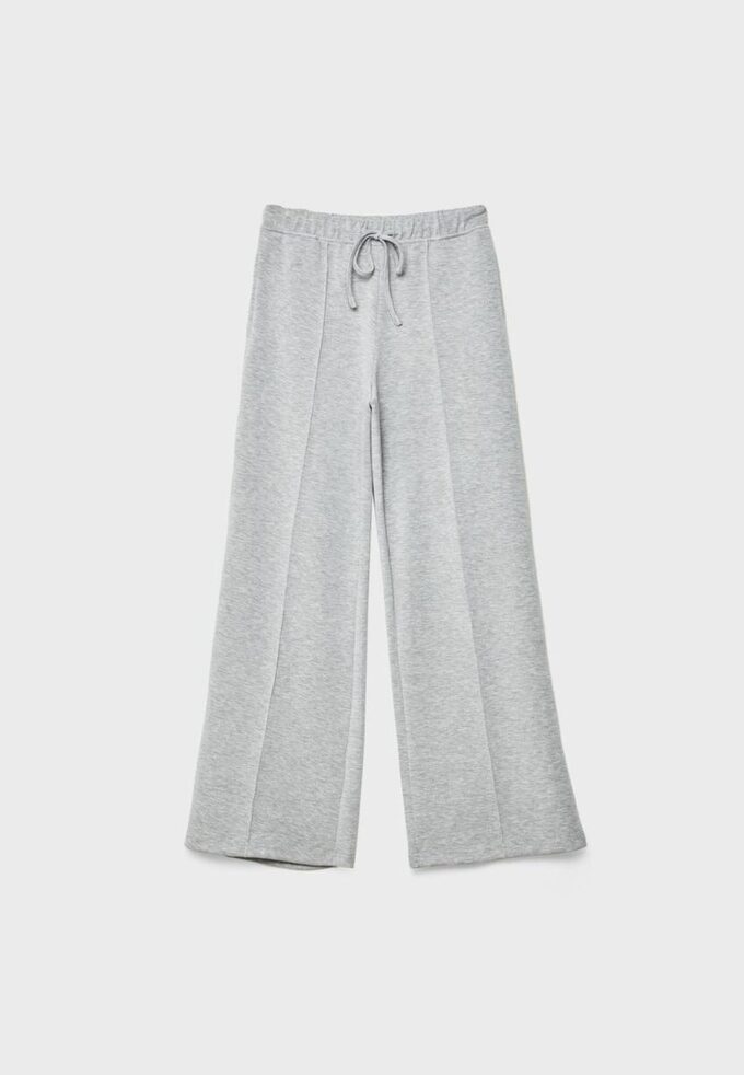 Pantaloni jogger Wide Leg, cu textură Soft-Touch la atingere și detaliu de cusătură în față Pantaloni jogger Wide Leg, cu textură Soft-Touch la atingere și detaliu de cusătură în față