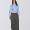Pantaloni largi eleganți cu detalii la cusături Pantaloni largi eleganți cu detalii la cusături