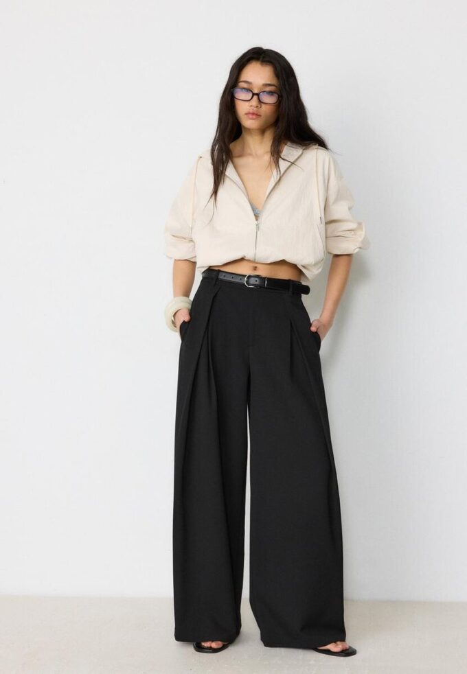 Pantaloni Maxi-Dart cu curea Pantaloni Maxi-Dart cu curea