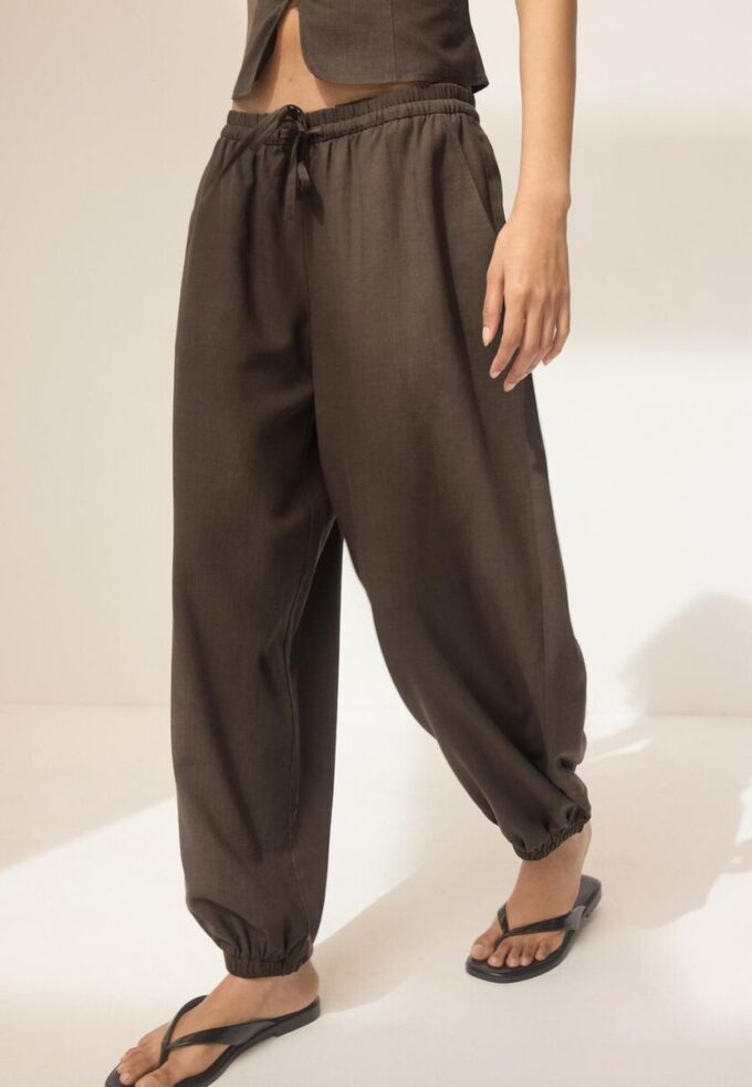 Pantaloni sarouel cu efect de in