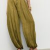 Pantaloni sarouel din satin cu curea Pantaloni sarouel din satin cu curea