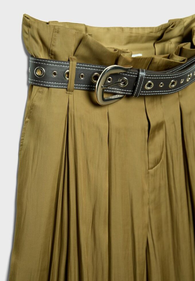 Pantaloni sarouel din satin cu curea Pantaloni sarouel din satin cu curea