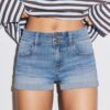 Pantaloni scurți din denim cu tiv răsfrânt Pantaloni scurți din denim cu tiv răsfrânt