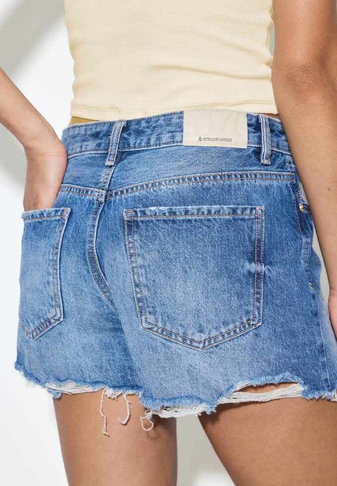 Pantaloni scurți din denim rupt D75 Pantaloni scurți din denim rupt D75