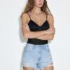 Pantaloni scurți din denim rupt D75 Pantaloni scurți din denim rupt D75