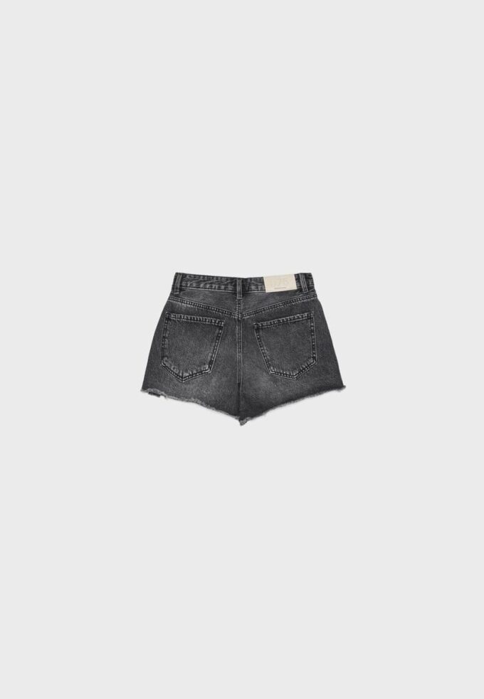 Pantaloni scurți din denim rupt D75 Pantaloni scurți din denim rupt D75