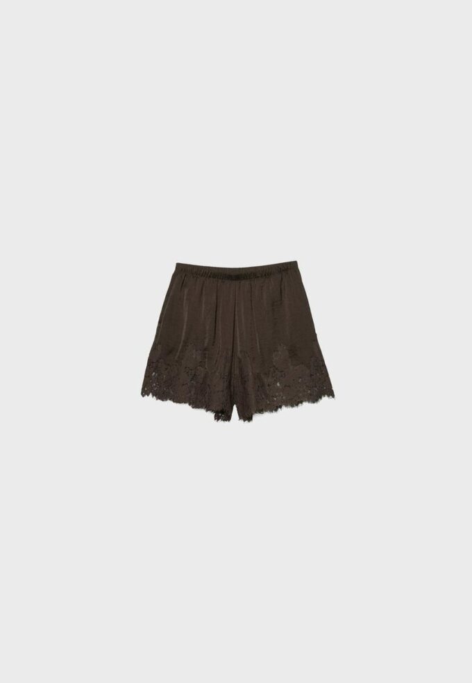 Pantaloni scurți din satin Pantaloni scurți din satin