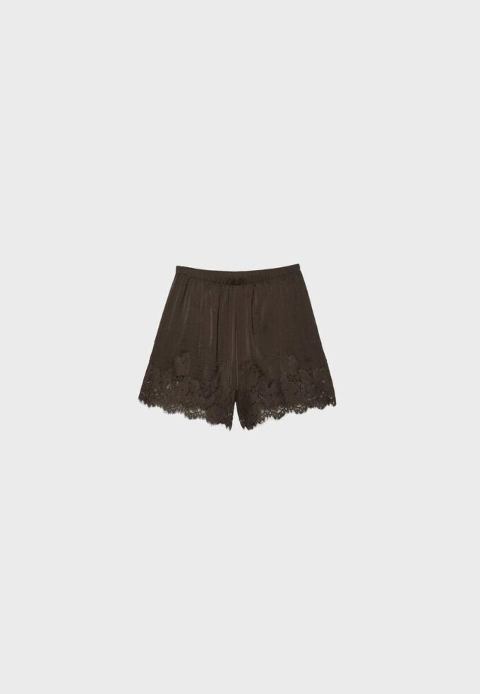 Pantaloni scurți din satin Pantaloni scurți din satin