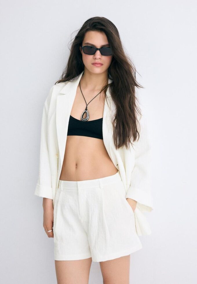 Pantaloni scurți eleganți în stil rustic Pantaloni scurți eleganți în stil rustic