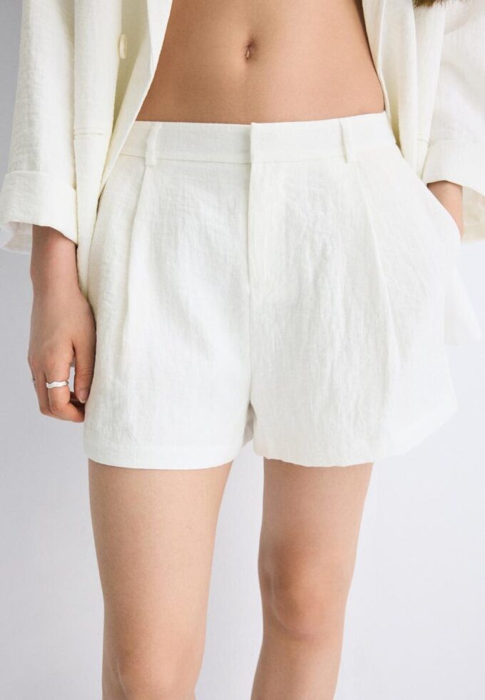 Pantaloni scurți eleganți în stil rustic Pantaloni scurți eleganți în stil rustic