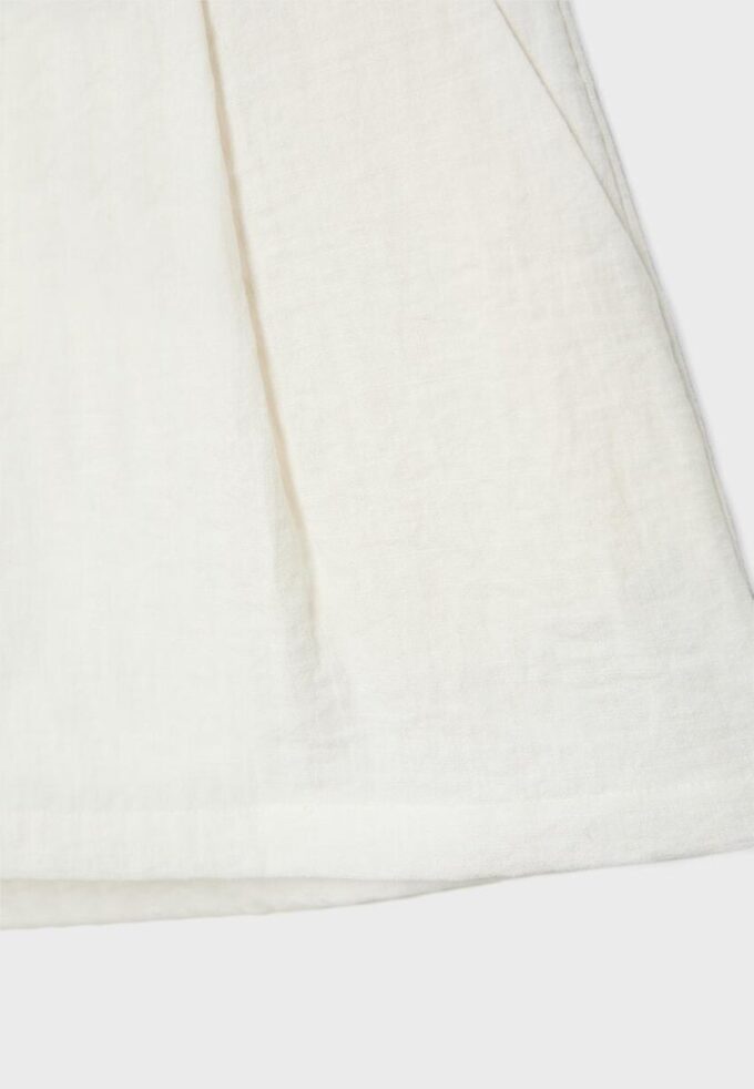 Pantaloni scurți eleganți în stil rustic Pantaloni scurți eleganți în stil rustic