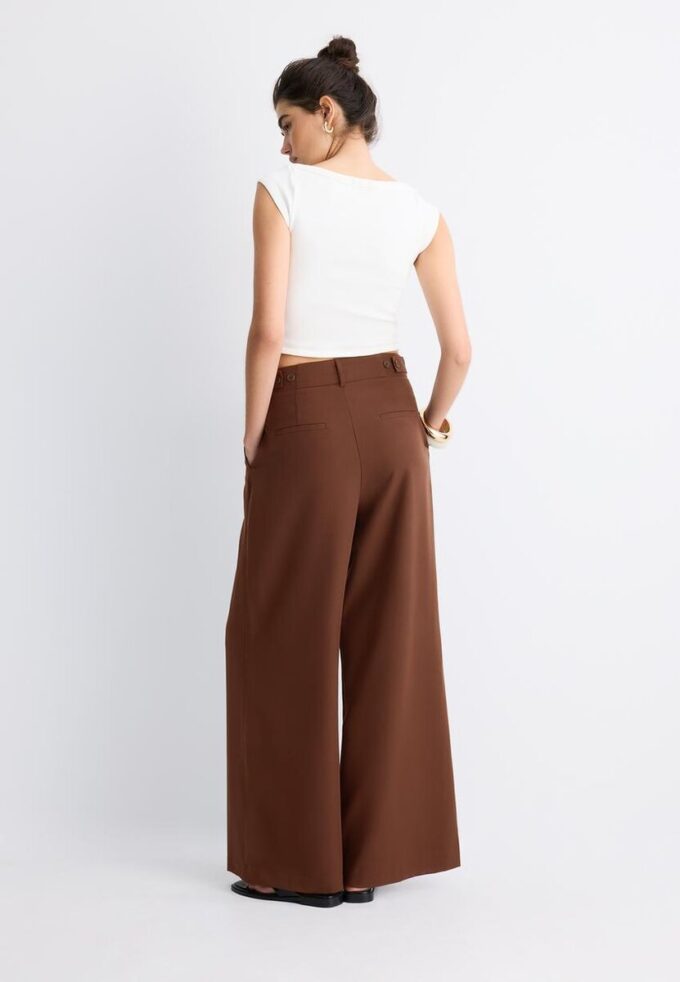 Pantaloni super largi, cu talie ajustabilă Pantaloni super largi, cu talie ajustabilă