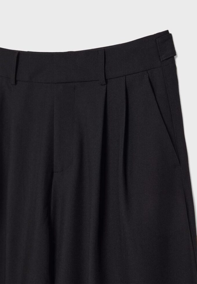 Pantaloni super largi, cu talie ajustabilă Pantaloni super largi, cu talie ajustabilă