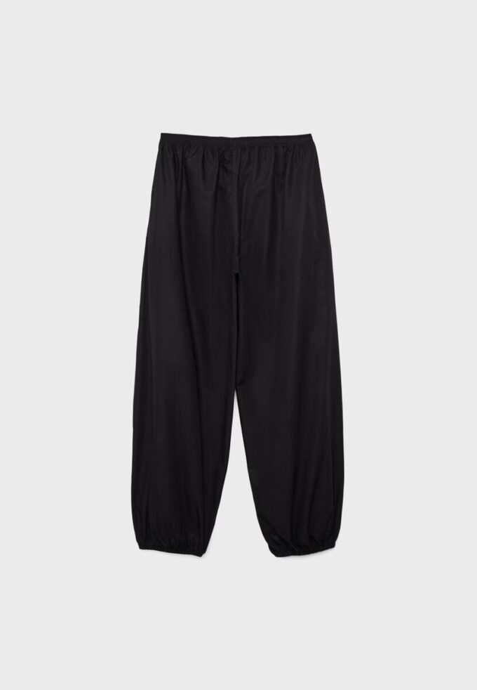 Pantaloni voluminoși din poplin Pantaloni voluminoși din poplin
