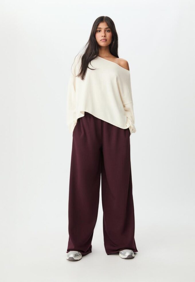 Pantaloni wide leg din pluș cu detalii de bordură