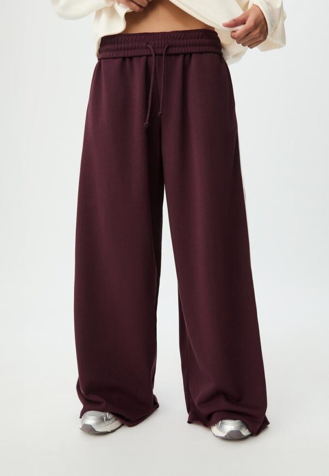 Pantaloni wide leg din pluș cu detalii de bordură