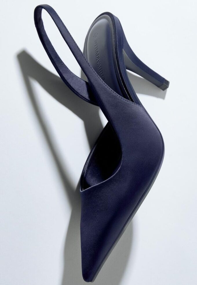 Pantofi cu toc cu efect de satin