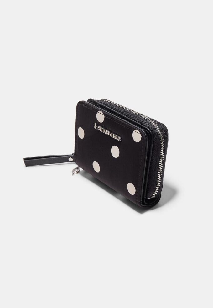 Portofel cu buzunare pentru carduri cu buline Portofel cu buzunare pentru carduri cu buline