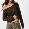 Pulover asimetric din tricot Pulover asimetric din tricot