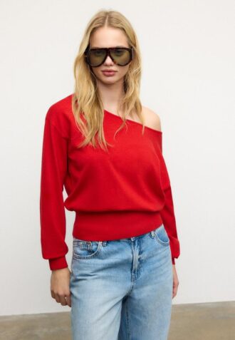 Pulover asimetric din tricot
