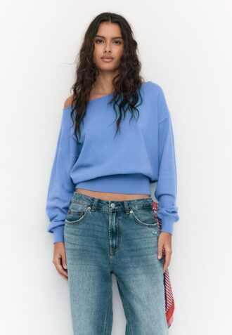 Pulover asimetric din tricot